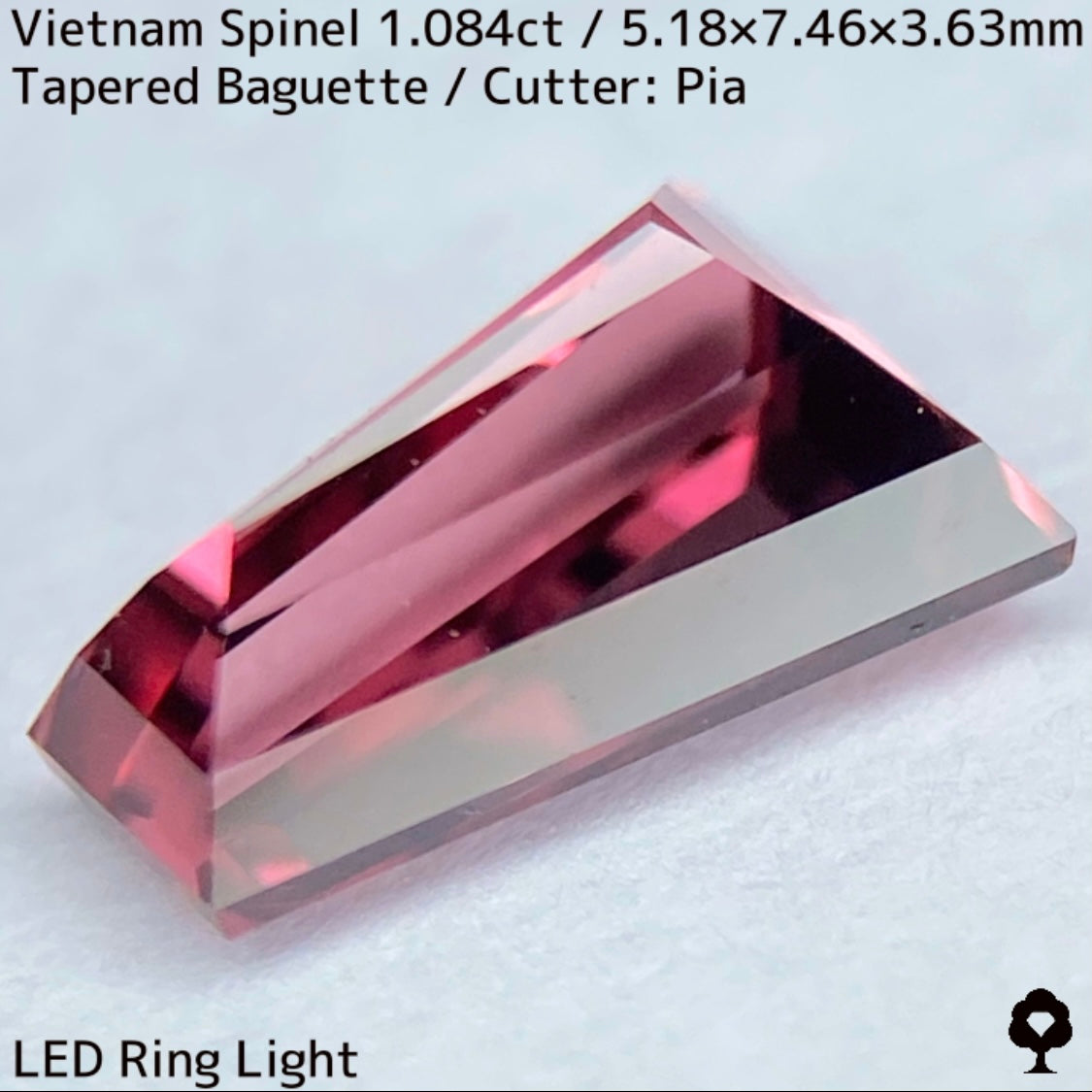 Spinel 1.084ct / Vietnam / Tapered Bafuette