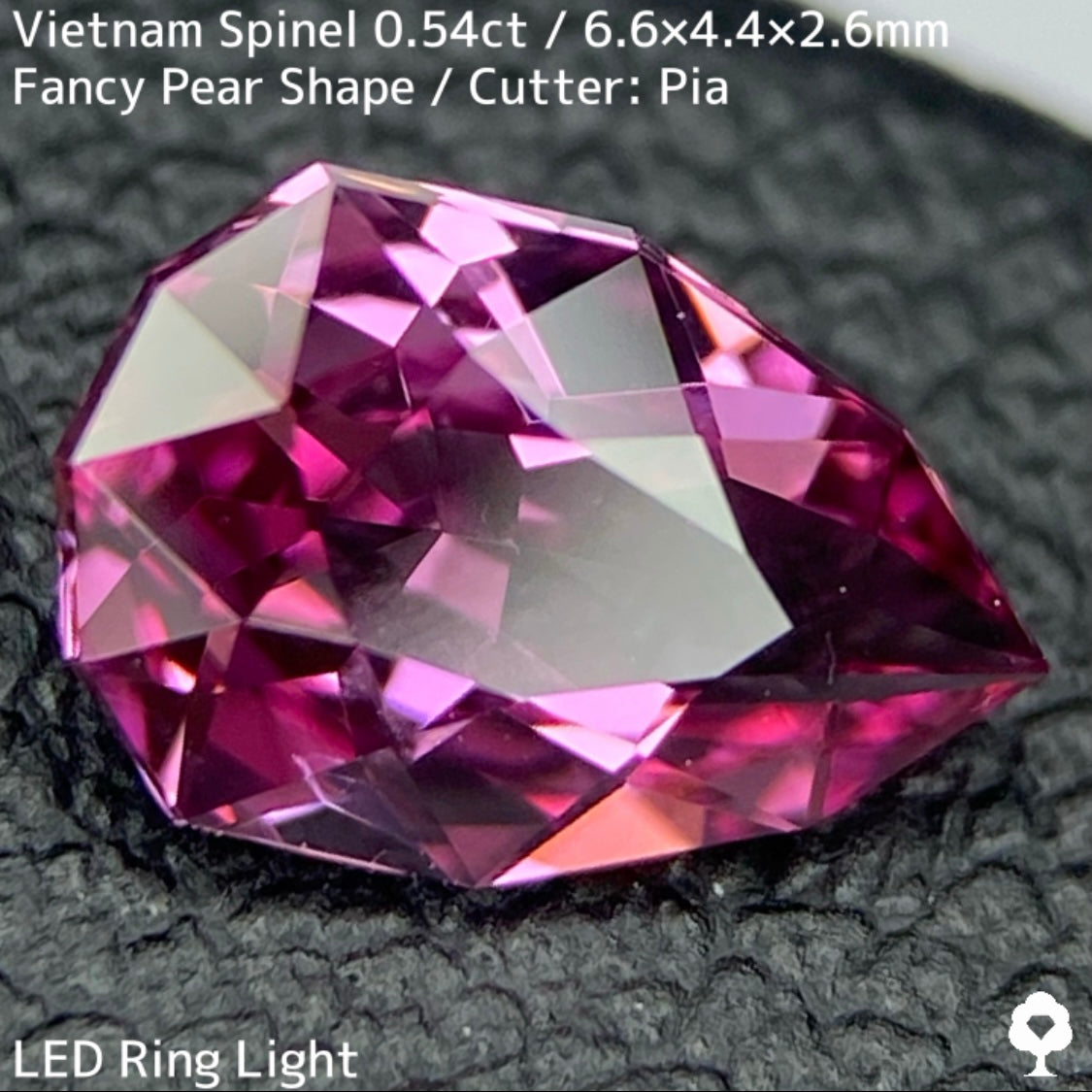 Spinel 0.54ct / Vietnam