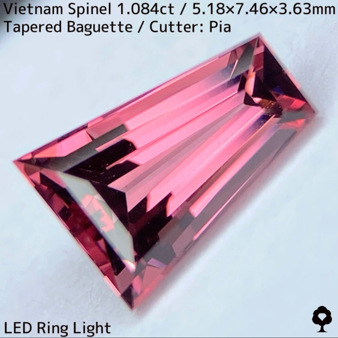 Spinel 1.084ct / Vietnam / Tapered Bafuette