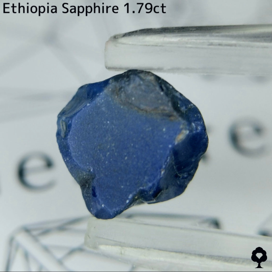 Ethiopian royal blue sapphire 0.870ct★A vivid royal blue emerges from a simple cut★Includes 1.79ct of rough stone