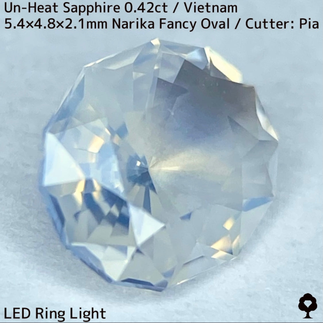 0.426ct unheated Vietnamese sapphire ★ A fantastic silky white with beautiful lemon gold sparkles