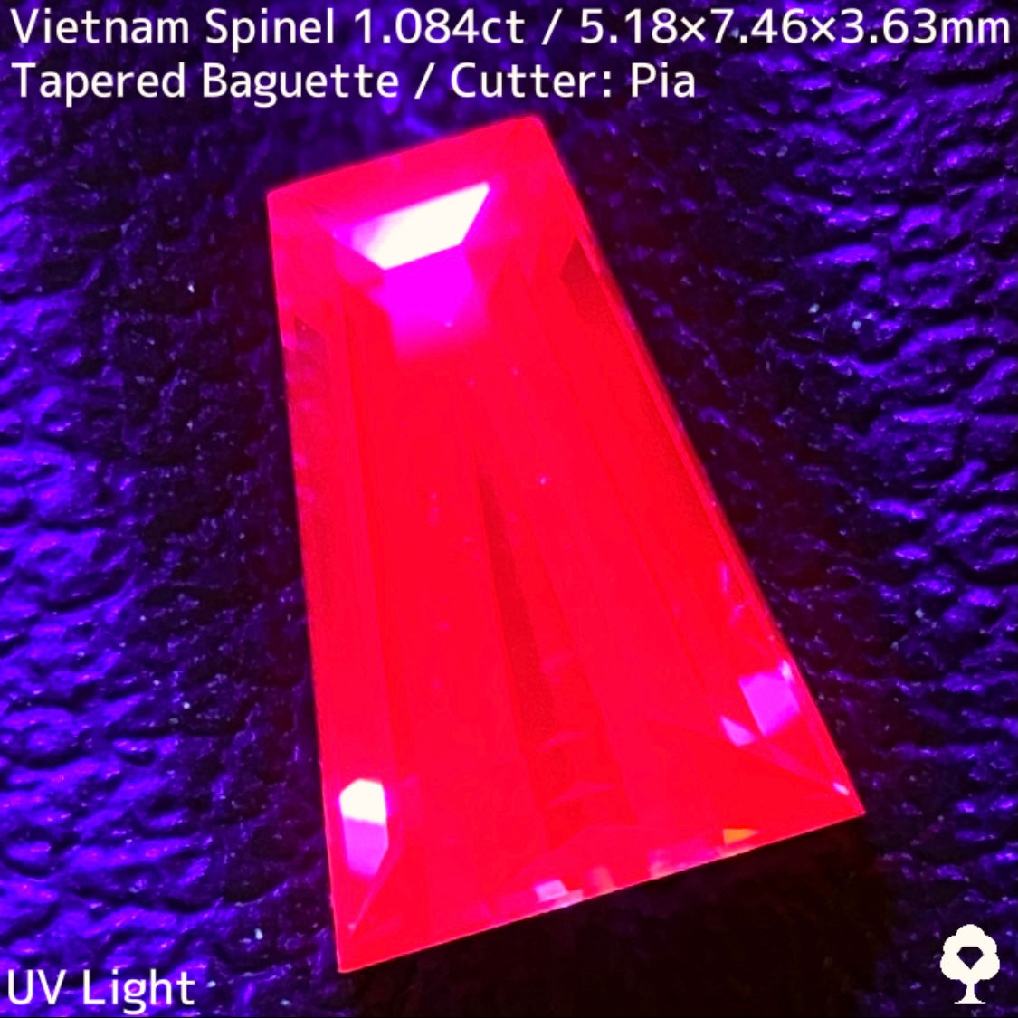Spinel 1.084ct / Vietnam / Tapered Bafuette
