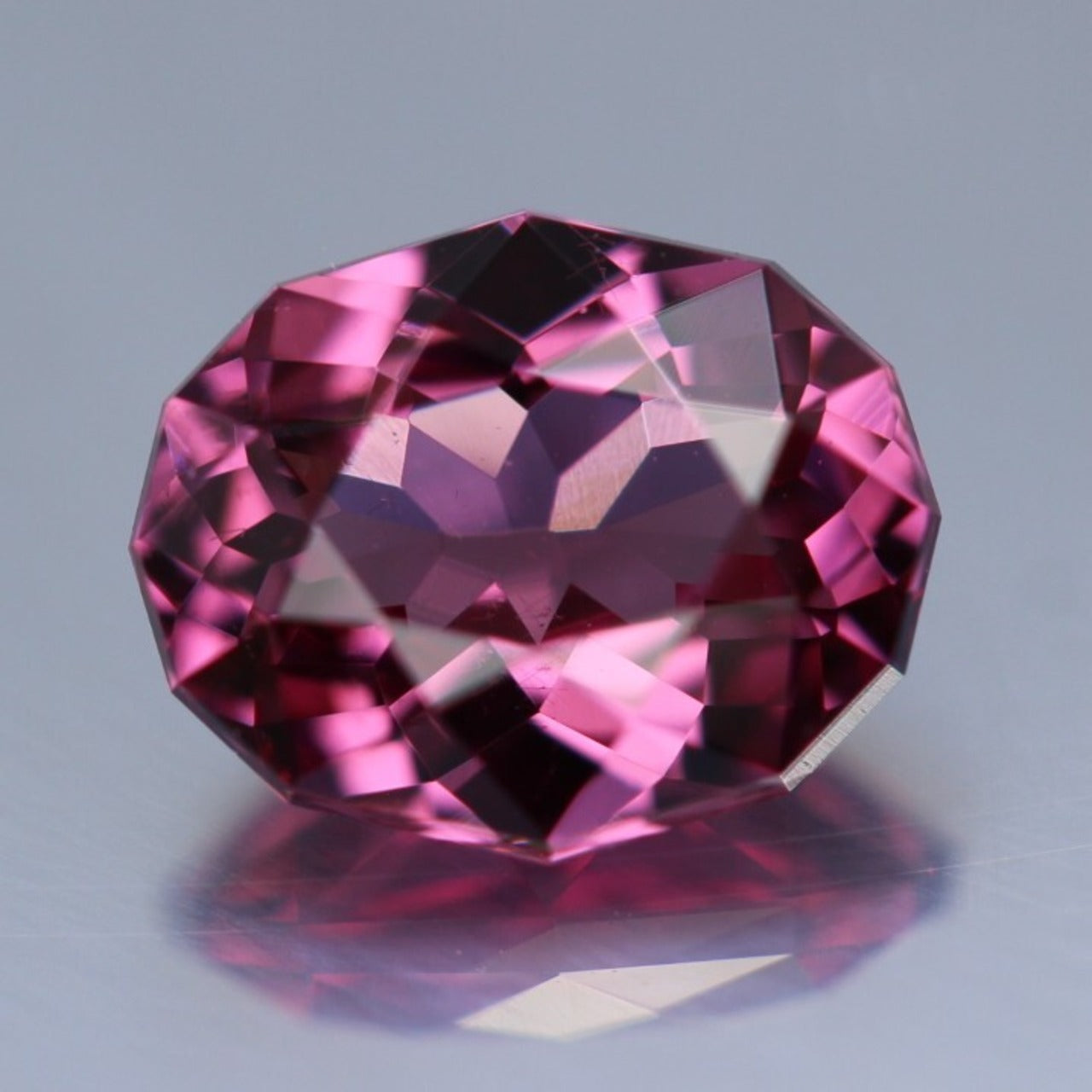 ロードライトガーネット　0.75ct.