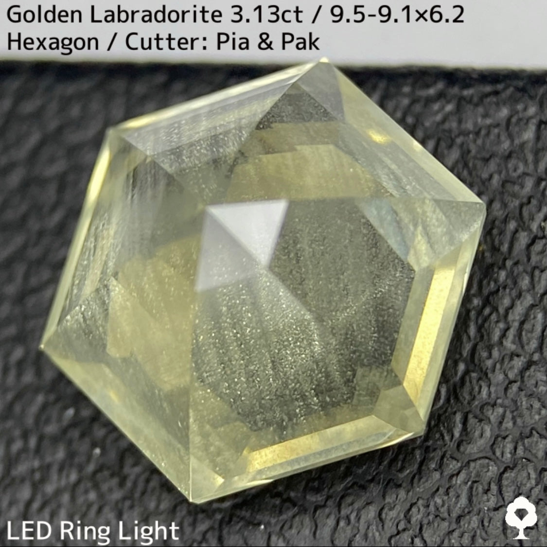 Golden Labradorite 3.13ct★A stone that seems to seal a sparkling sandstorm in a labyrinth★Includes rough stones from the same lot