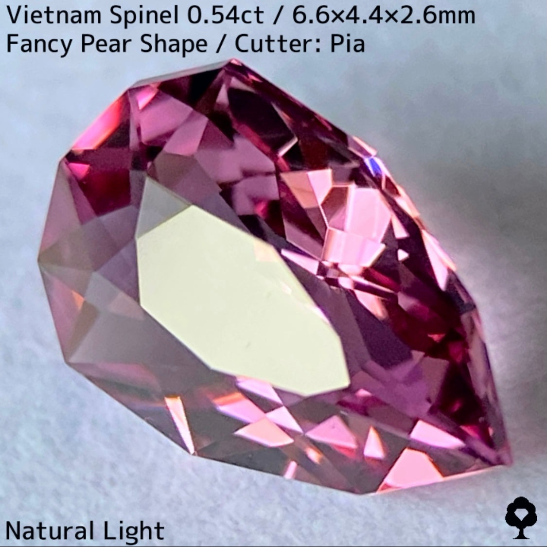 Spinel 0.54ct / Vietnam