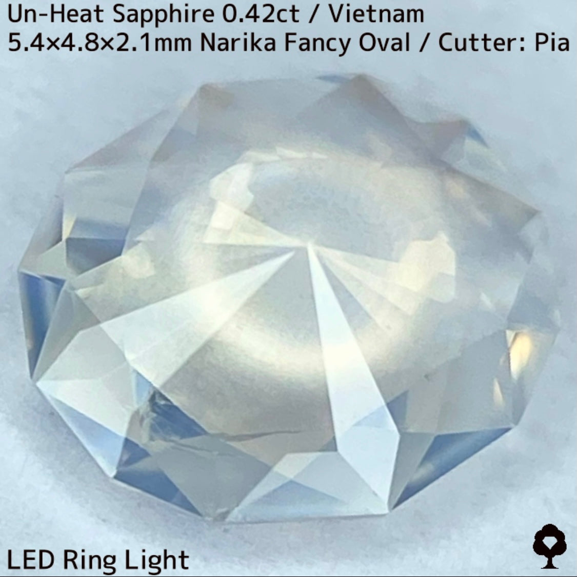 0.426ct unheated Vietnamese sapphire ★ A fantastic silky white with beautiful lemon gold sparkles