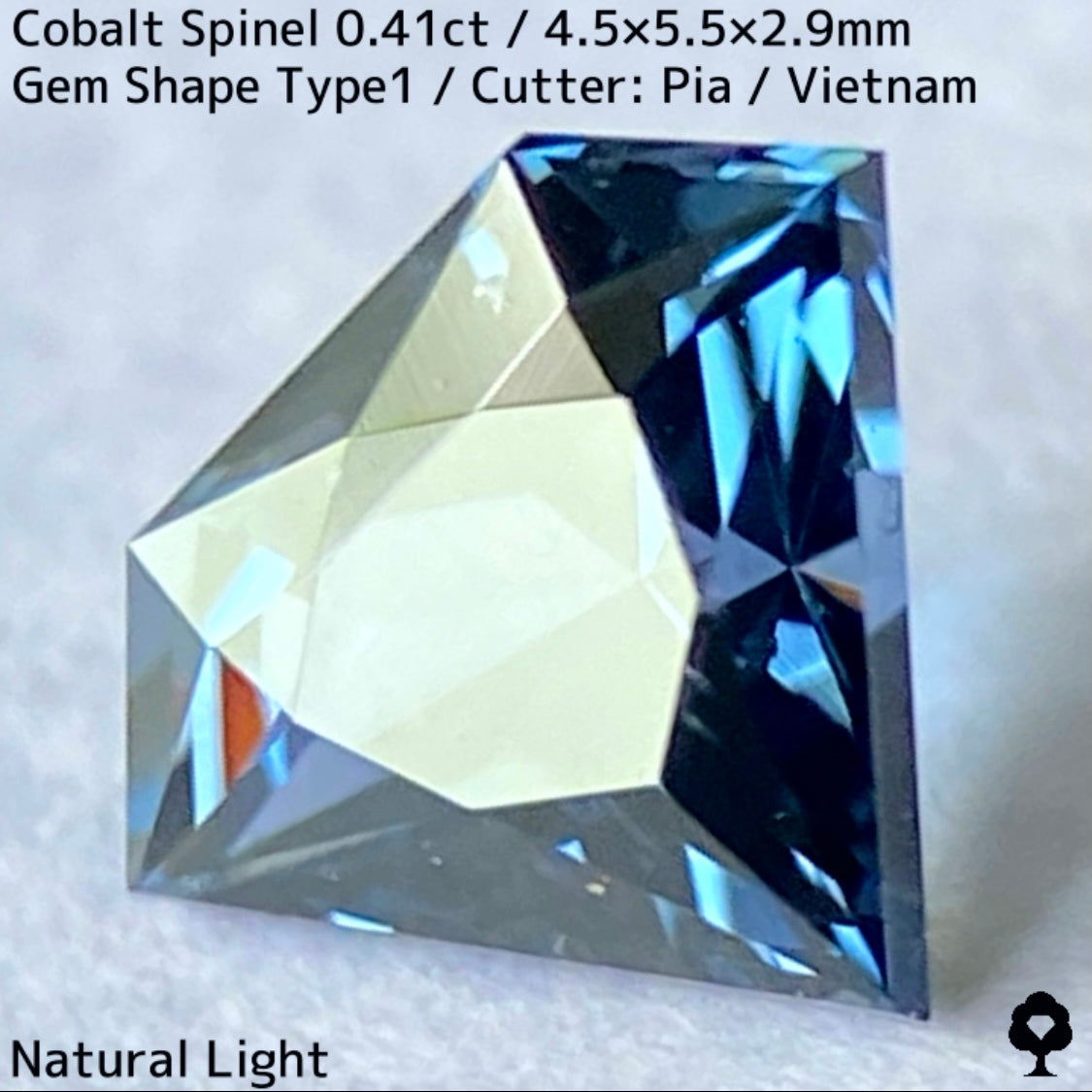 Cobalt Spinel 0.41ct / Vietnam