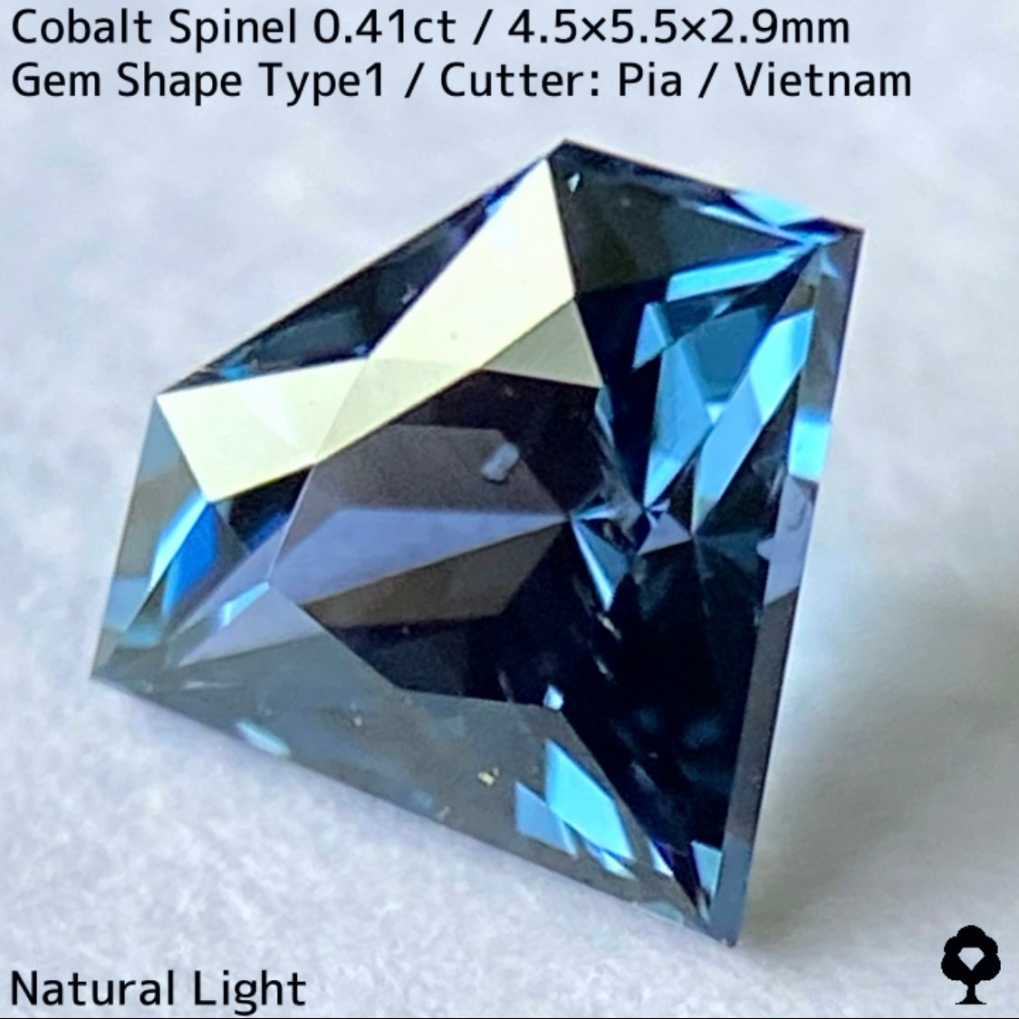 Cobalt Spinel 0.41ct / Vietnam