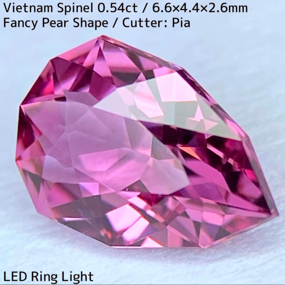 Spinel 0.54ct / Vietnam