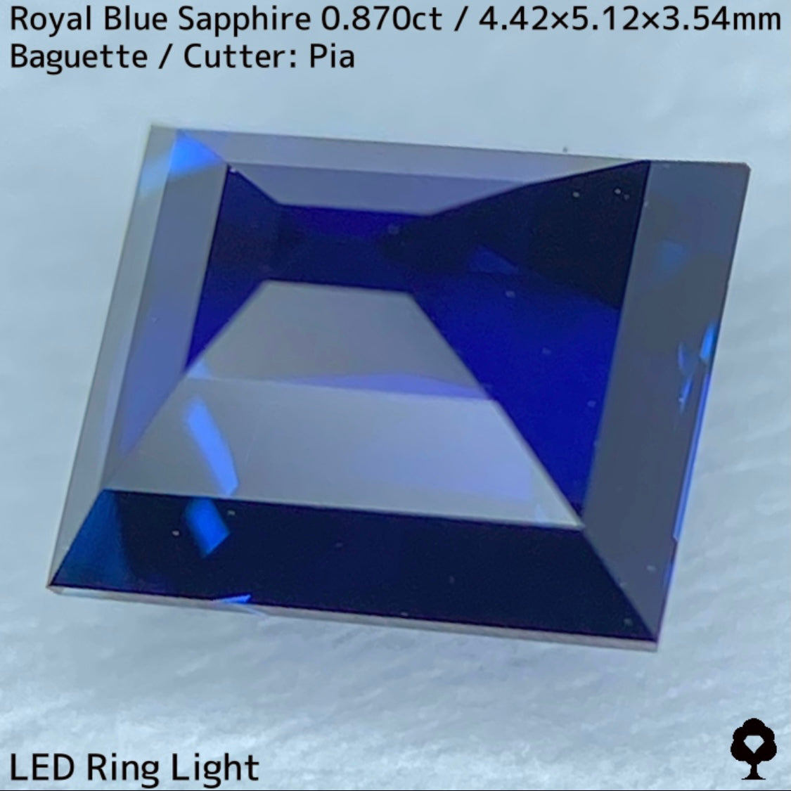 Ethiopian royal blue sapphire 0.870ct★A vivid royal blue emerges from a simple cut★Includes 1.79ct of rough stone