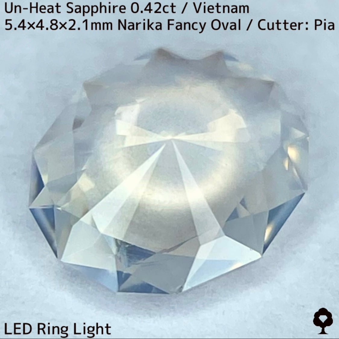 0.426ct unheated Vietnamese sapphire ★ A fantastic silky white with beautiful lemon gold sparkles