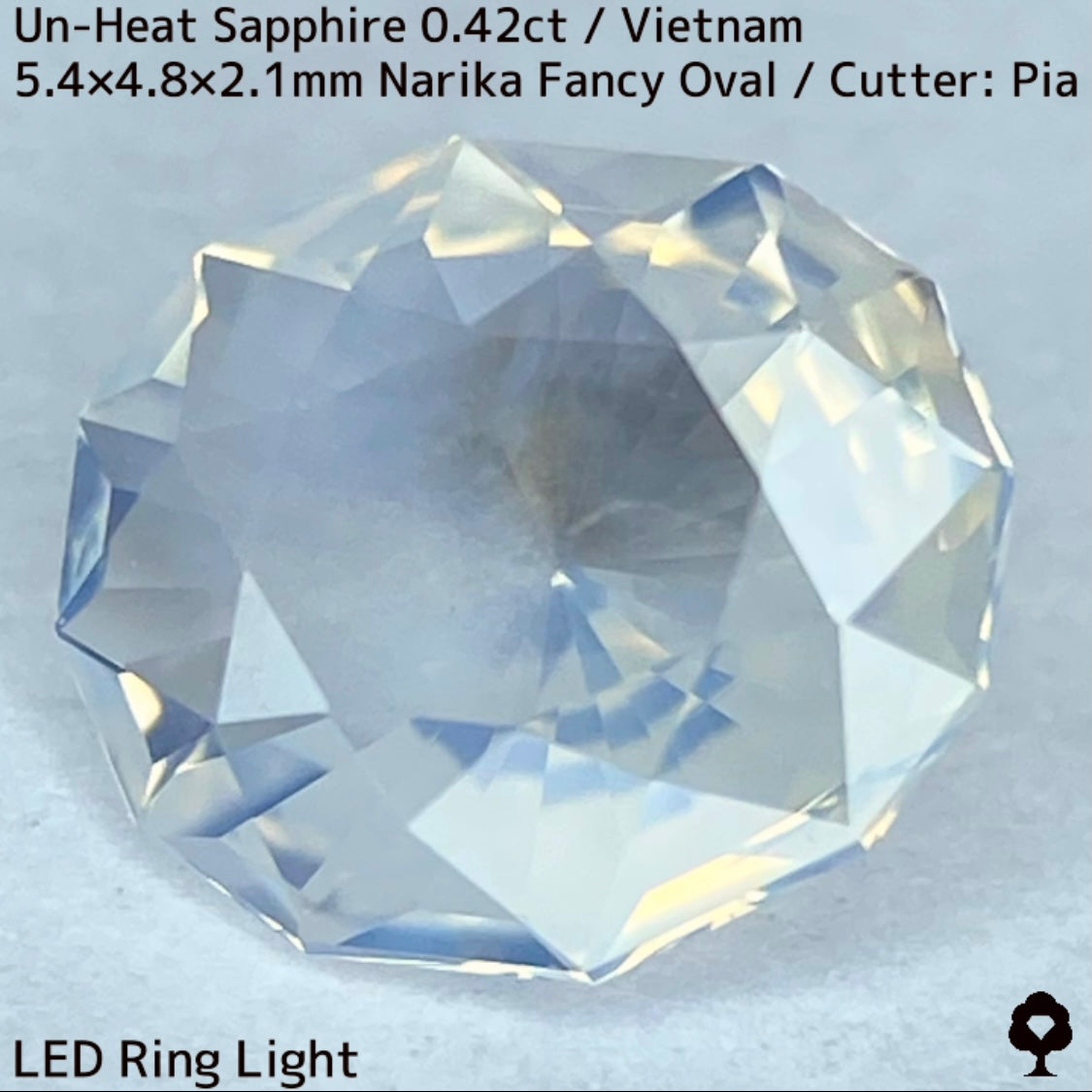 0.426ct unheated Vietnamese sapphire ★ A fantastic silky white with beautiful lemon gold sparkles