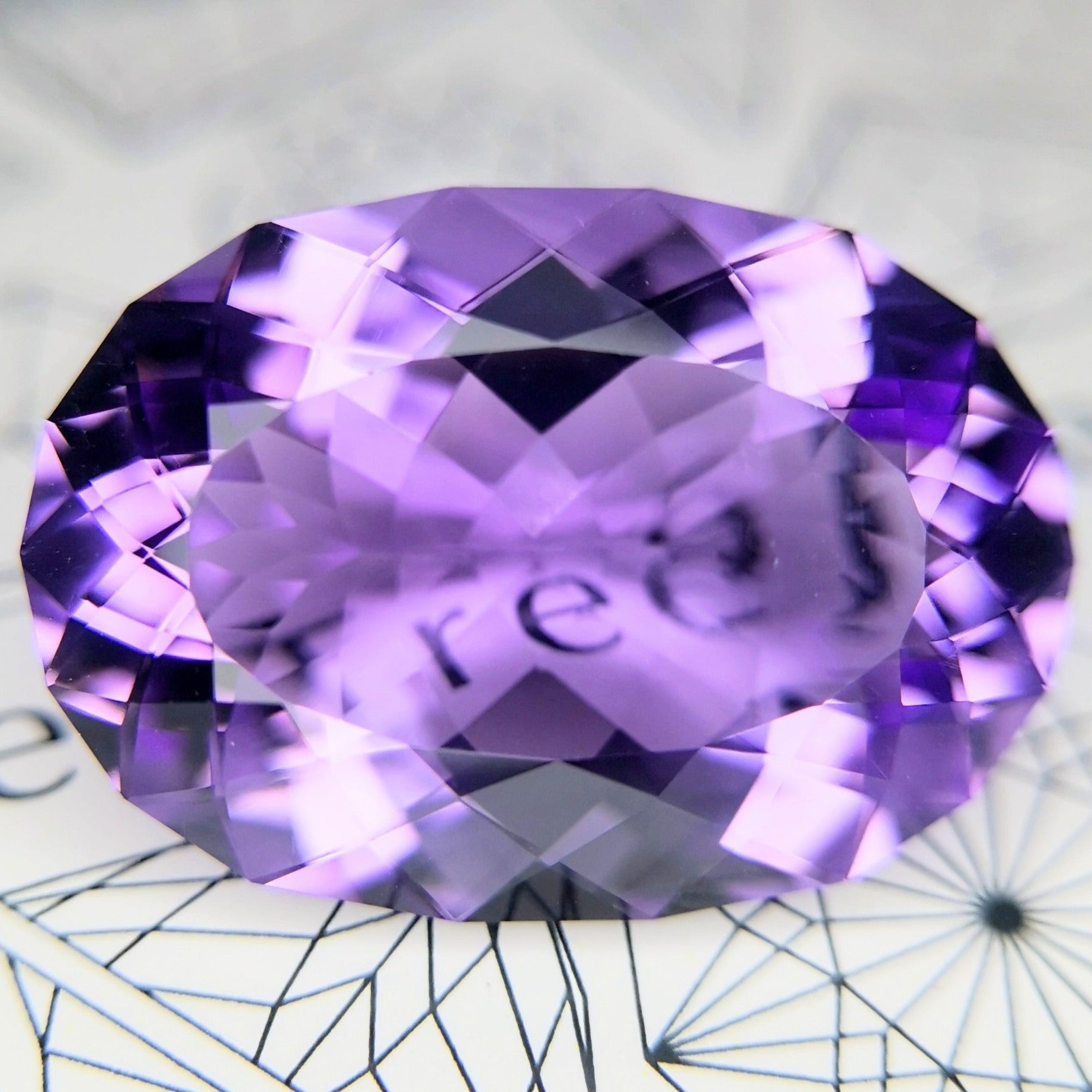 アメジスト17.68ct☆上品な色合いが美しい煌めき抜群の大粒美結晶 – IRMO.JP