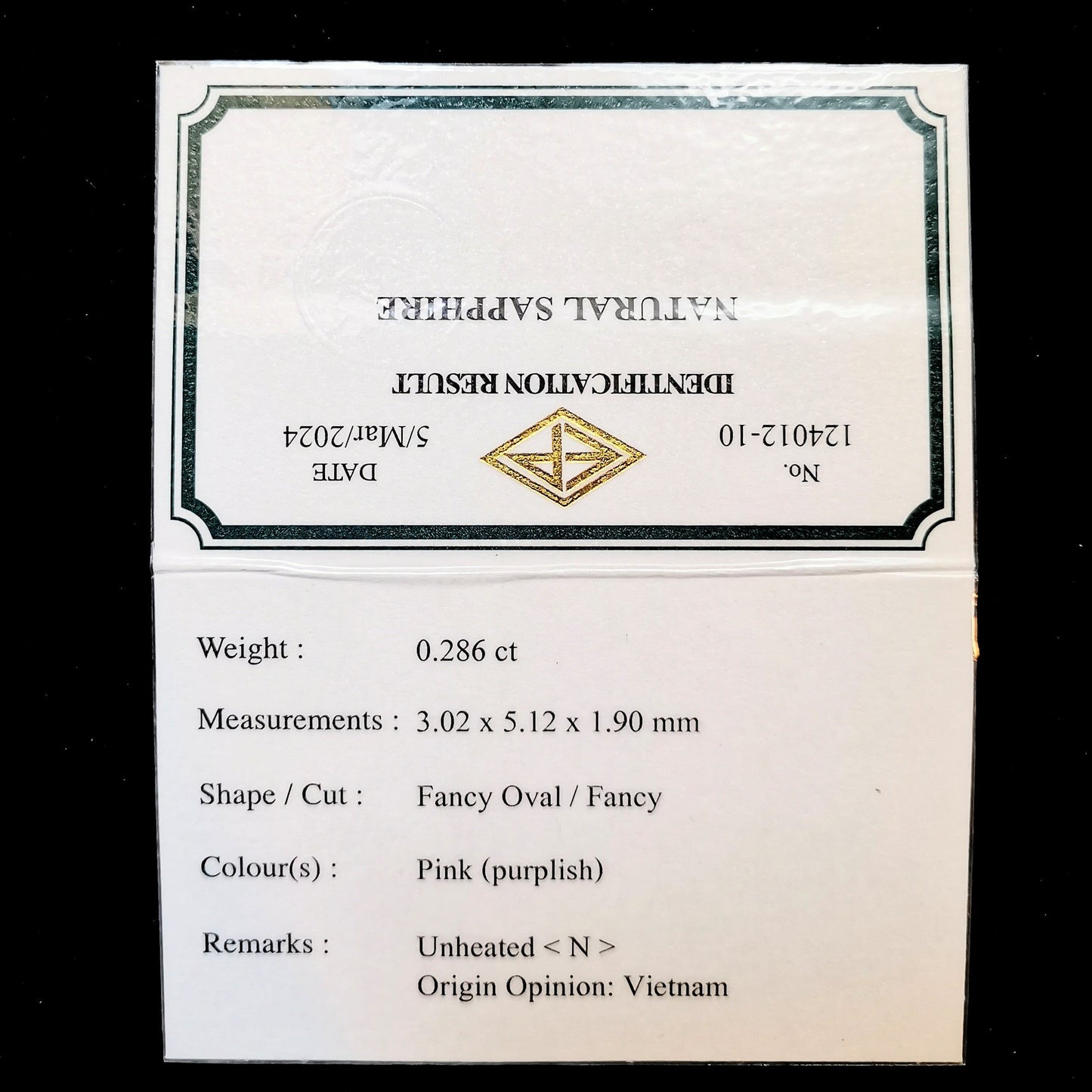 0.286ct unheated Vietnamese sapphire ★ From the silky pink that is synonymous with Vietnamese sapphires to a neon gold sparkle