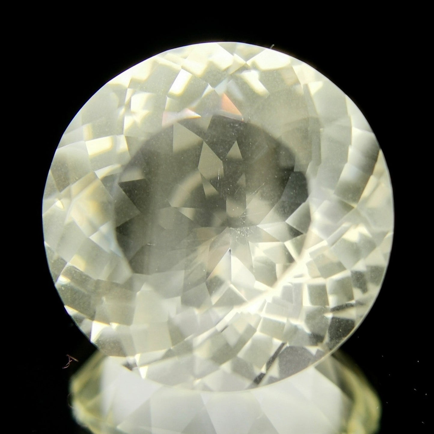 Orthoclase Feldspar 6.38ct / Sri Lanka