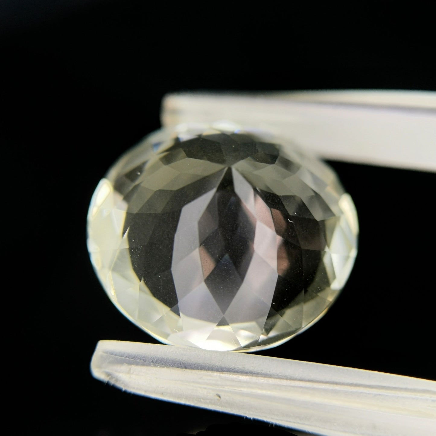 Orthoclase Feldspar 6.38ct / Sri Lanka