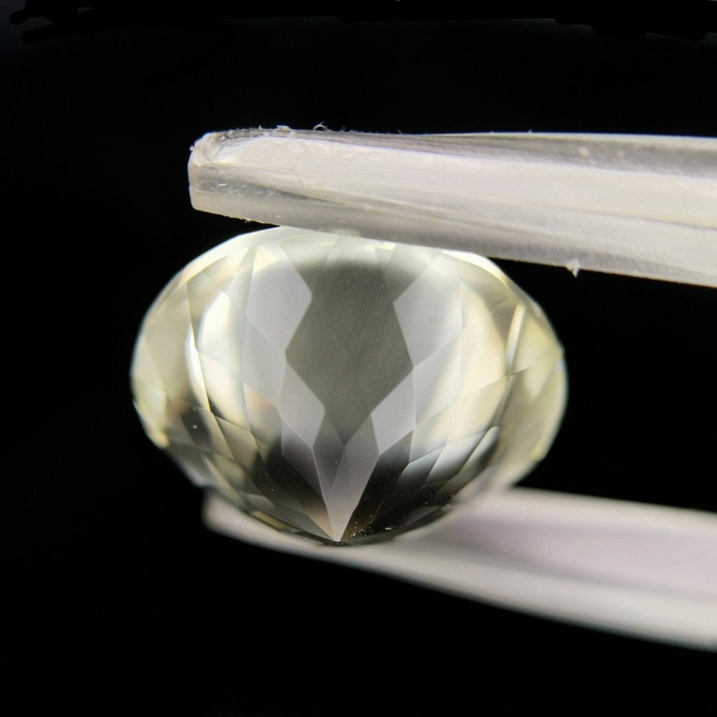Orthoclase Feldspar 6.38ct / Sri Lanka