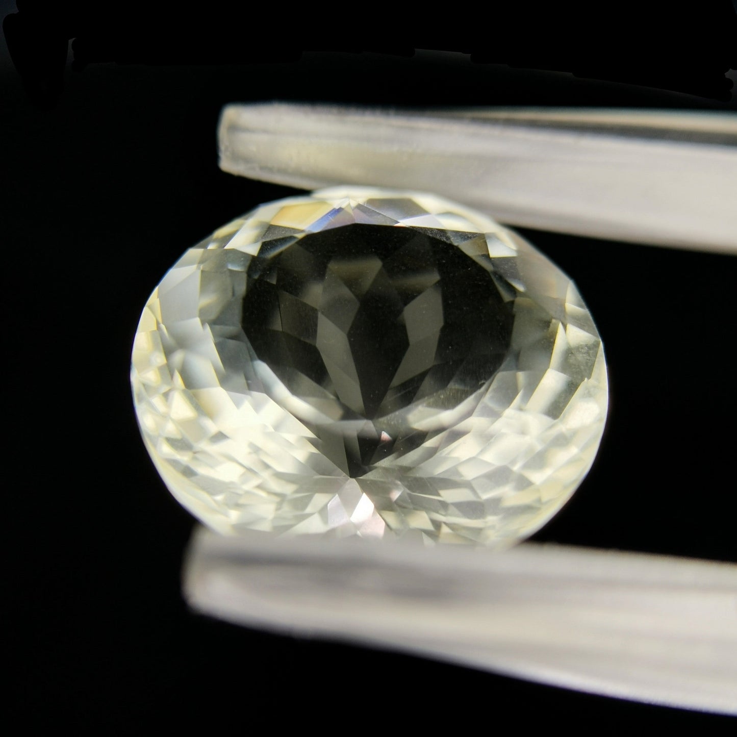 Orthoclase Feldspar 6.38ct / Sri Lanka