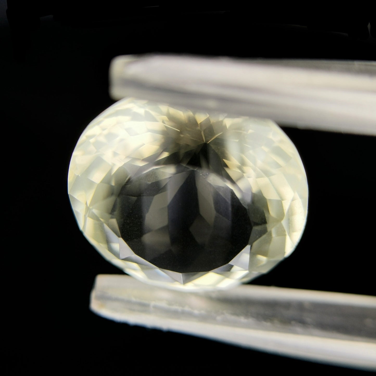Orthoclase Feldspar 6.38ct / Sri Lanka