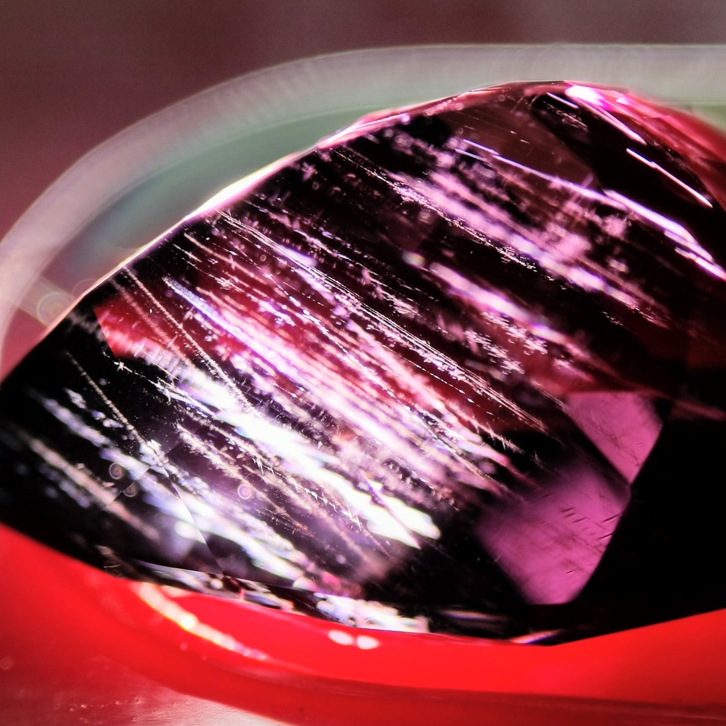 Dark Purple Spinel 6.403ct / Vietnam