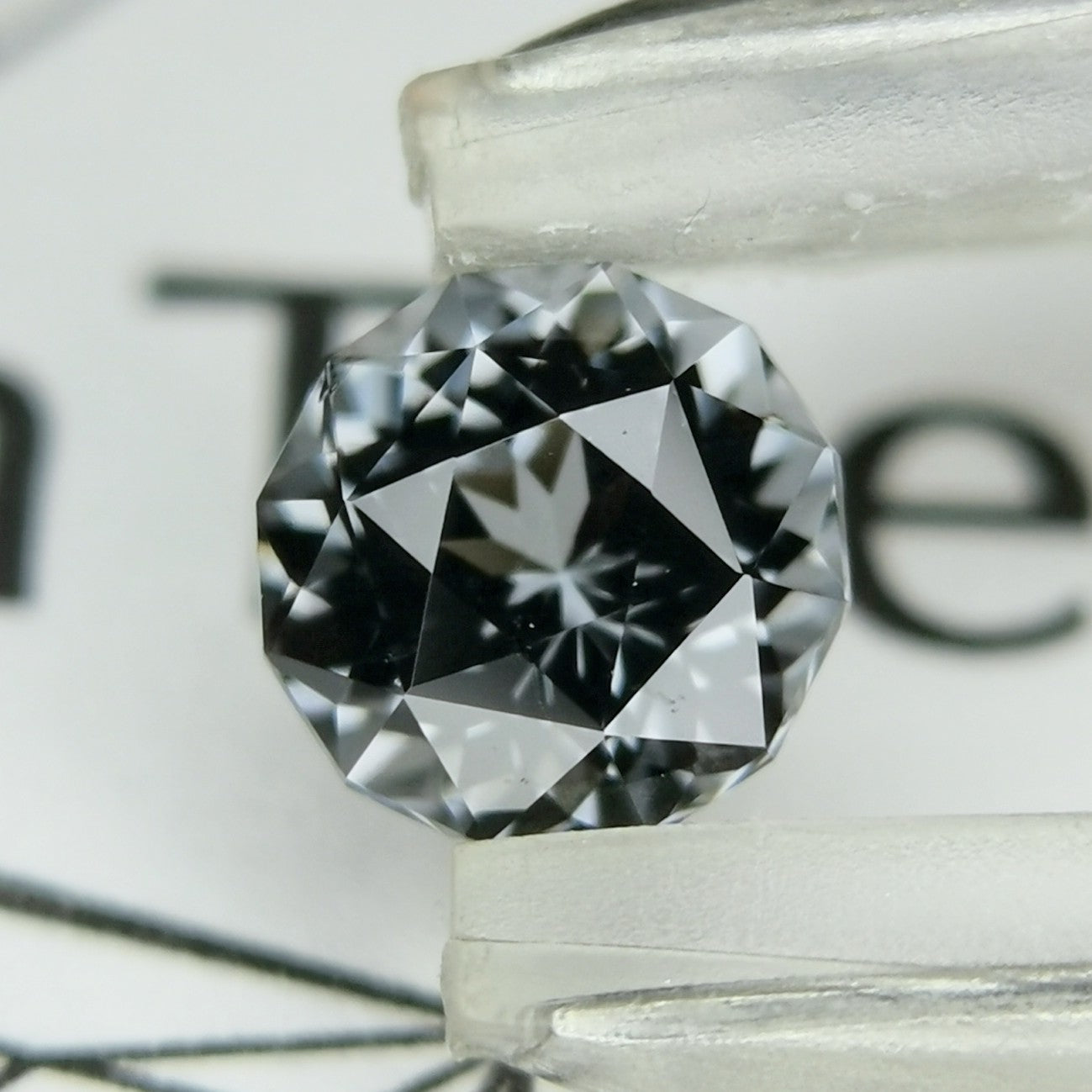 【Trial Price】Grey Spinel 0.380ct / Burma