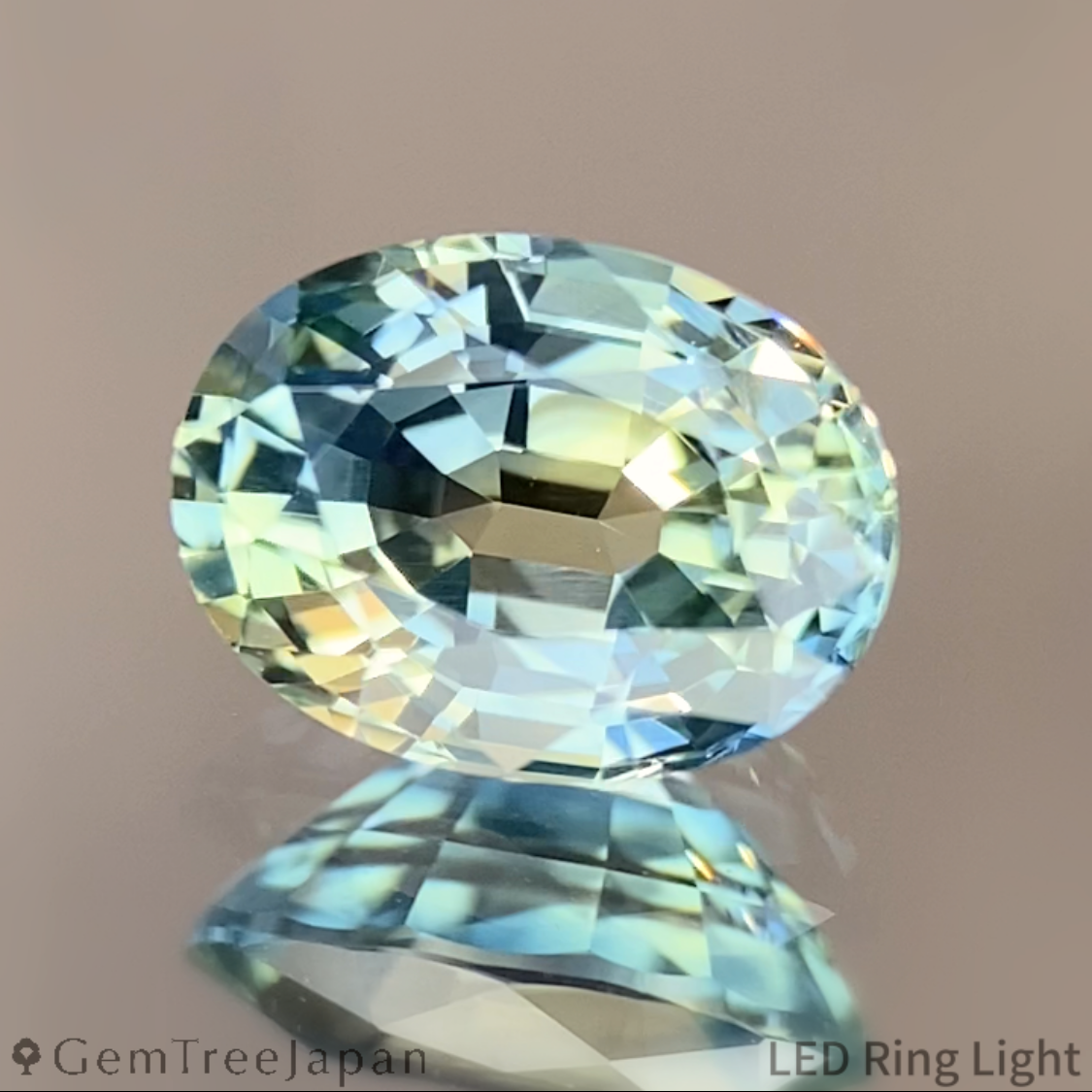 Parti-Color Sapphire 1.142ct / Kanchanaburi (Thailand)