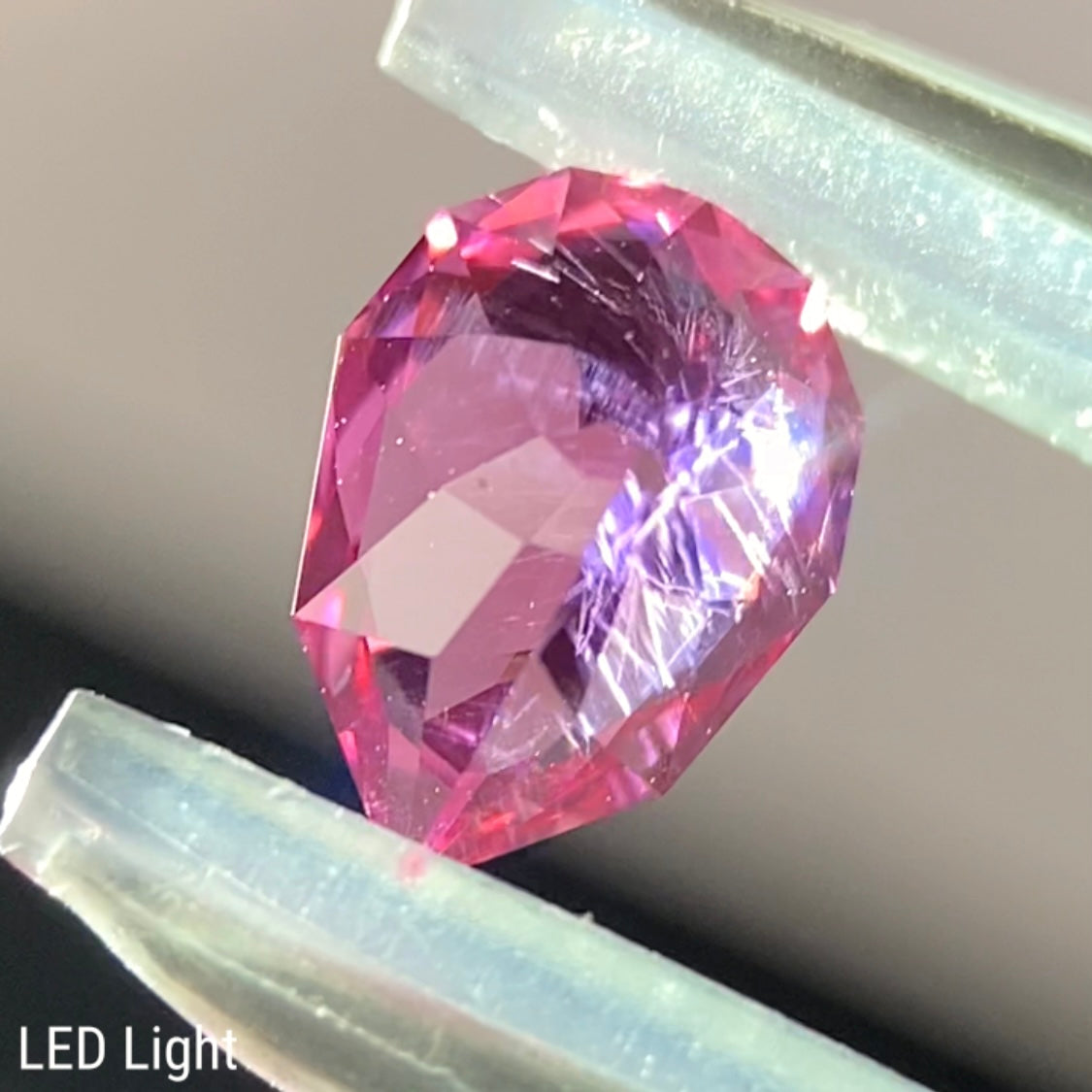 Redish Pink Spinel 0.680ct / Tanzania