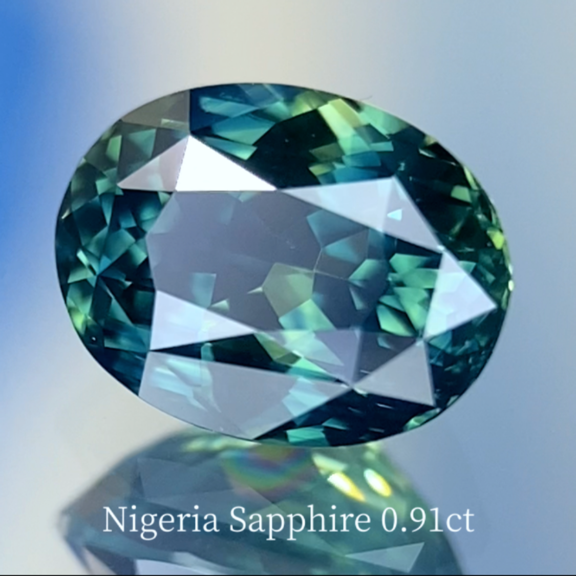 Greenish Blue Sapphire 0.922ct / Nigeria