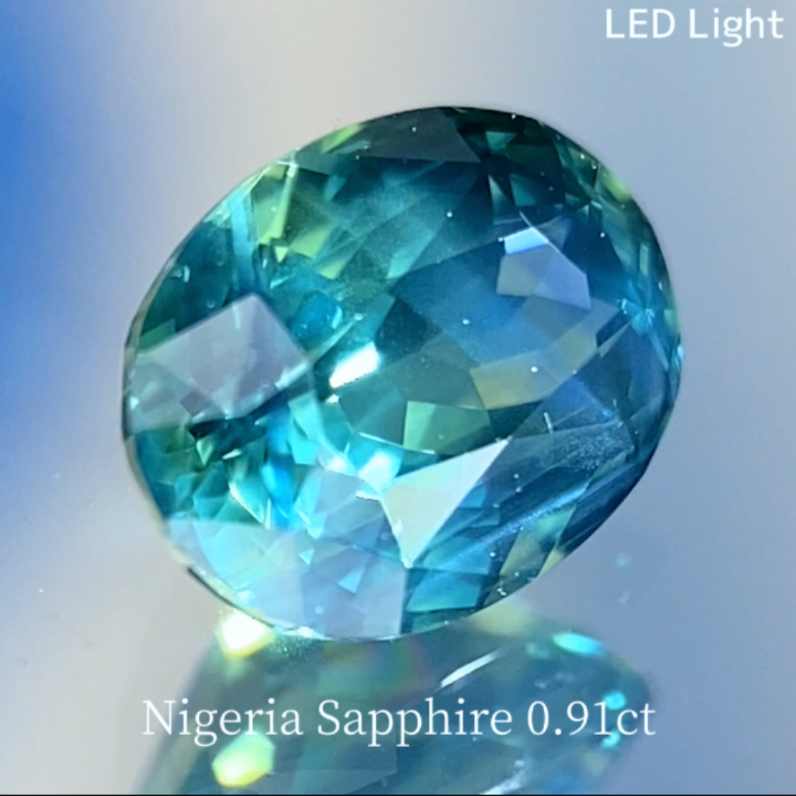 Greenish Blue Sapphire 0.922ct / Nigeria
