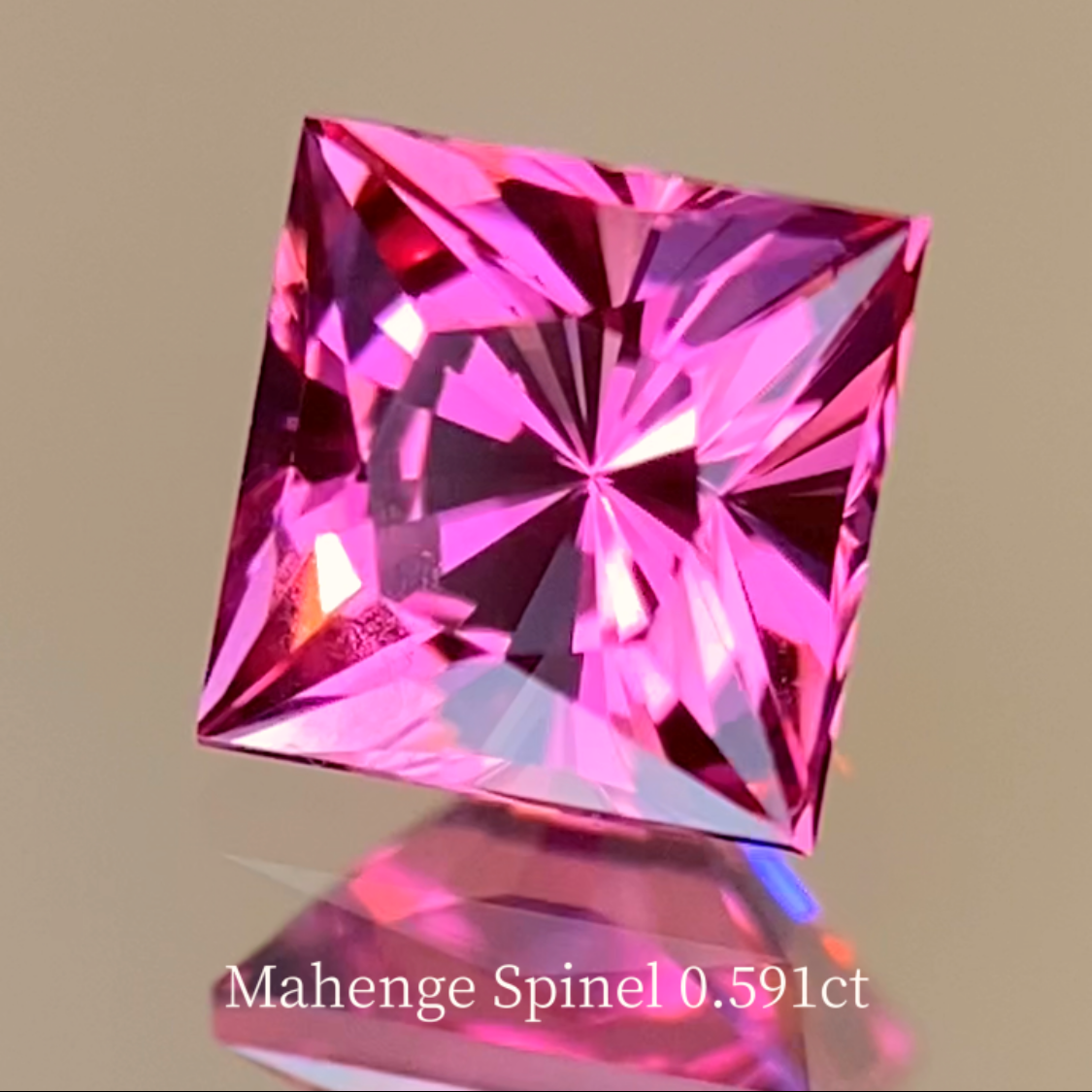 Neon Pink Spinel 0.591ct / Tanzania