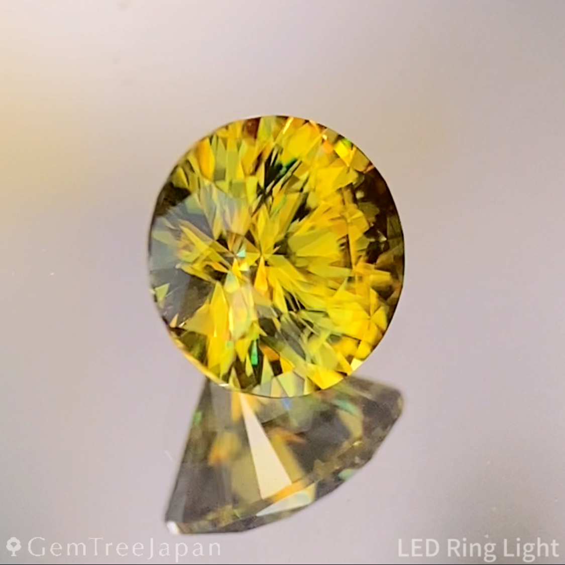 Sphene 0.49ct / Madagascar