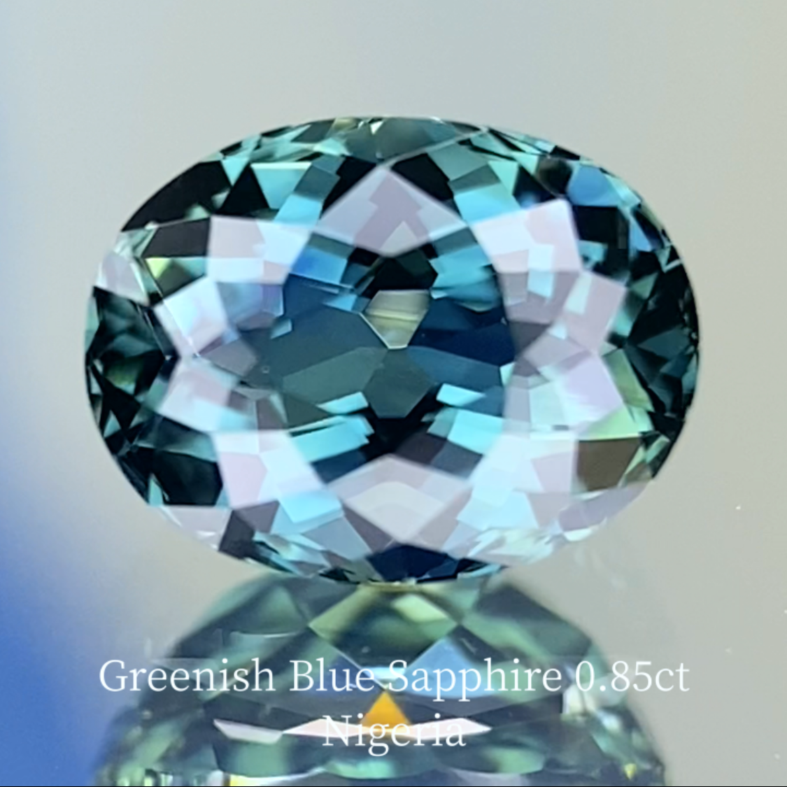 Greenish Blue Sapphire 0.856ct / Nigeria