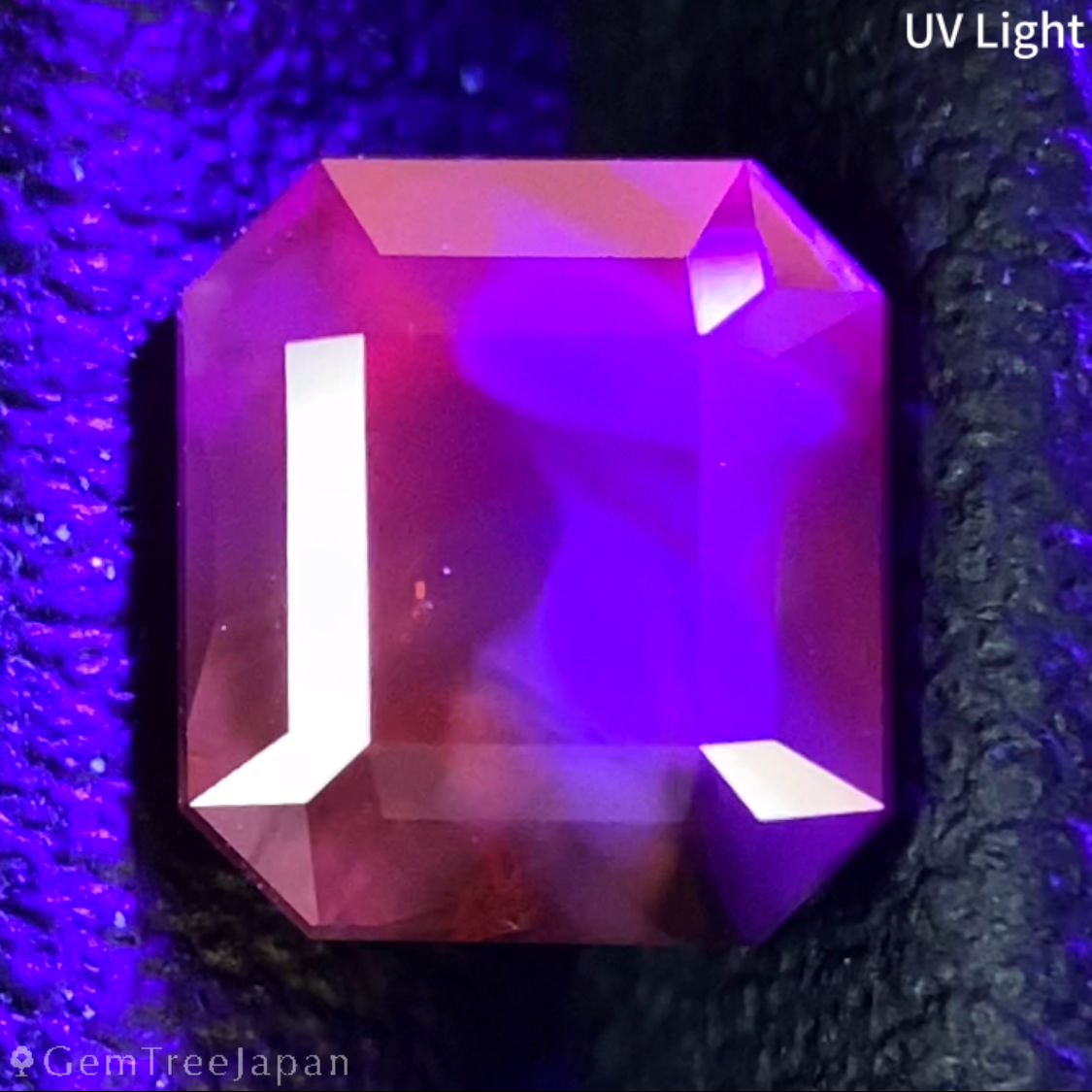 【One Price】Dark Silky Rainbow Parti-Color Sapphire 1.105ct / Nigeria