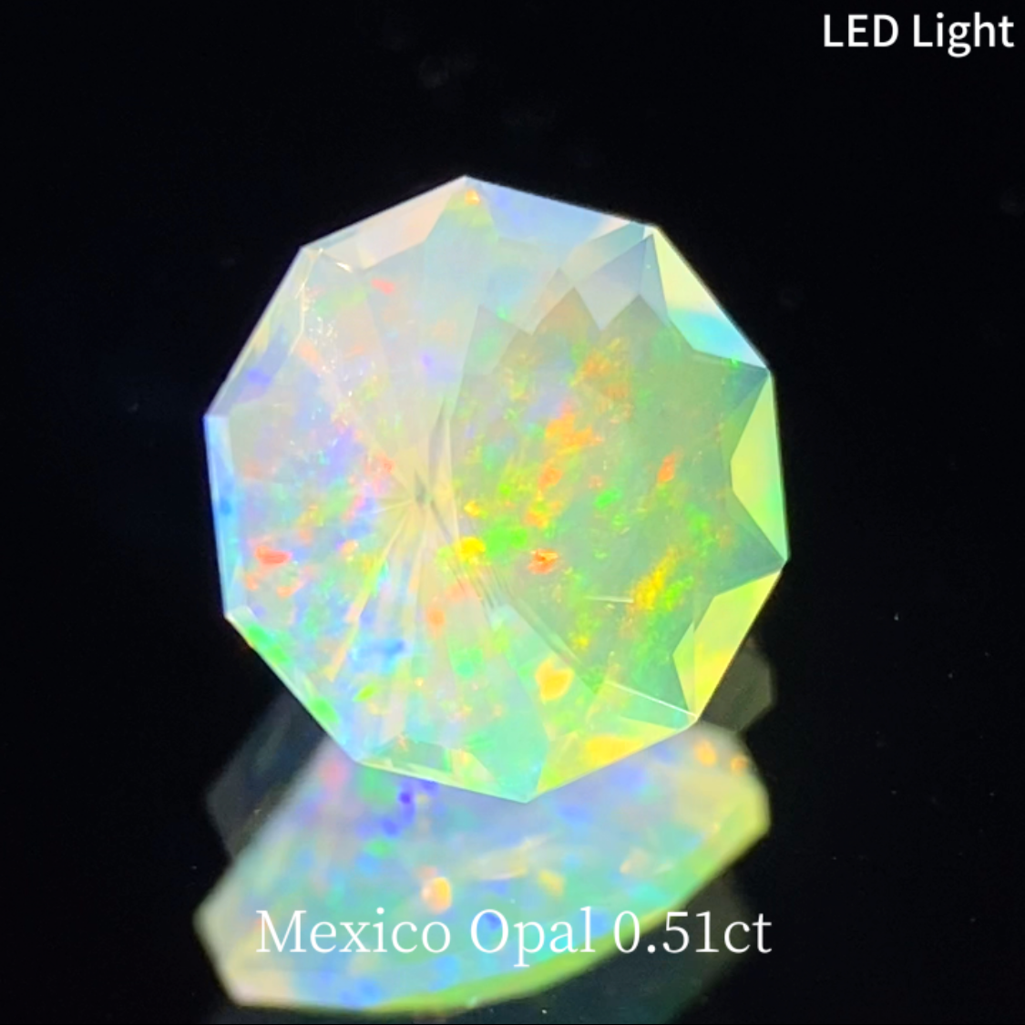 Mexico Opal 0.51ct / Narika Cut