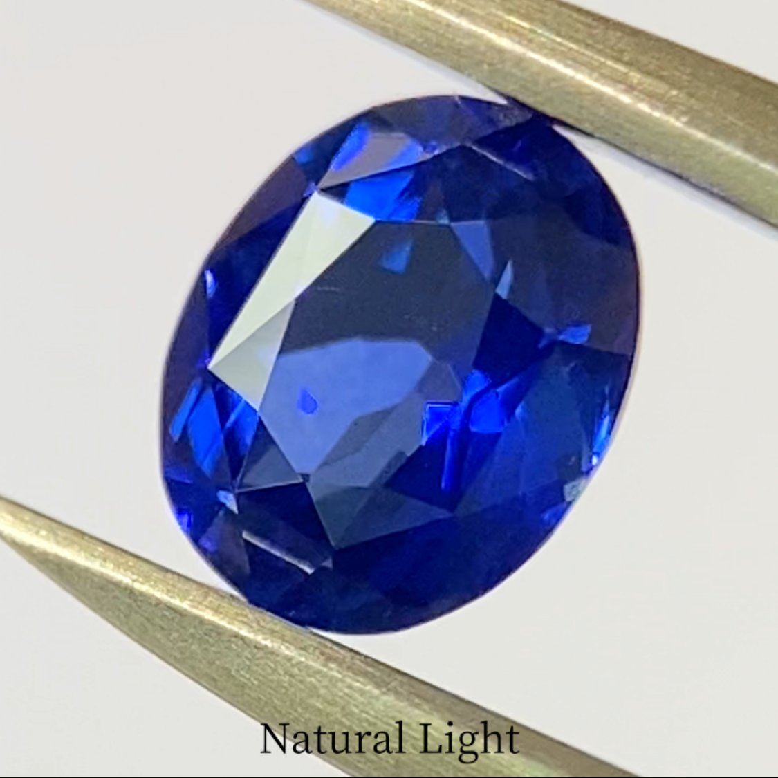 Cornflower Blue Sapphire 0.530ct / Burma