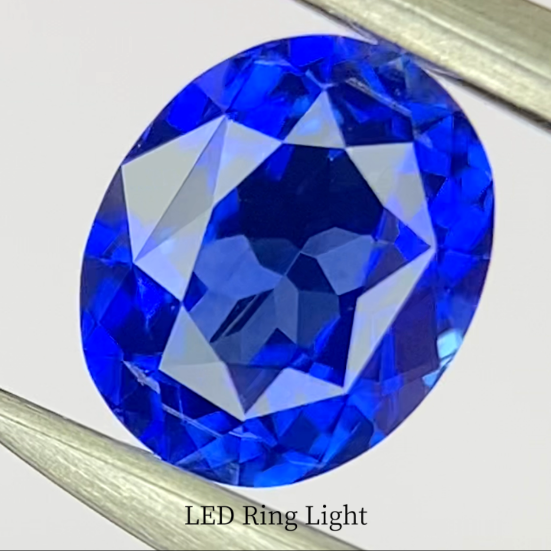 Cornflower Blue Sapphire 0.530ct / Burma