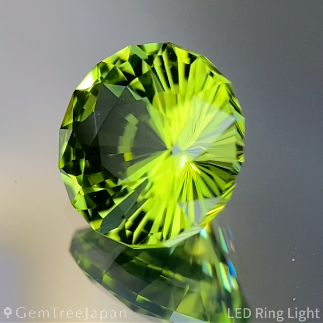 Peridot 1.34ct / Vietnam
