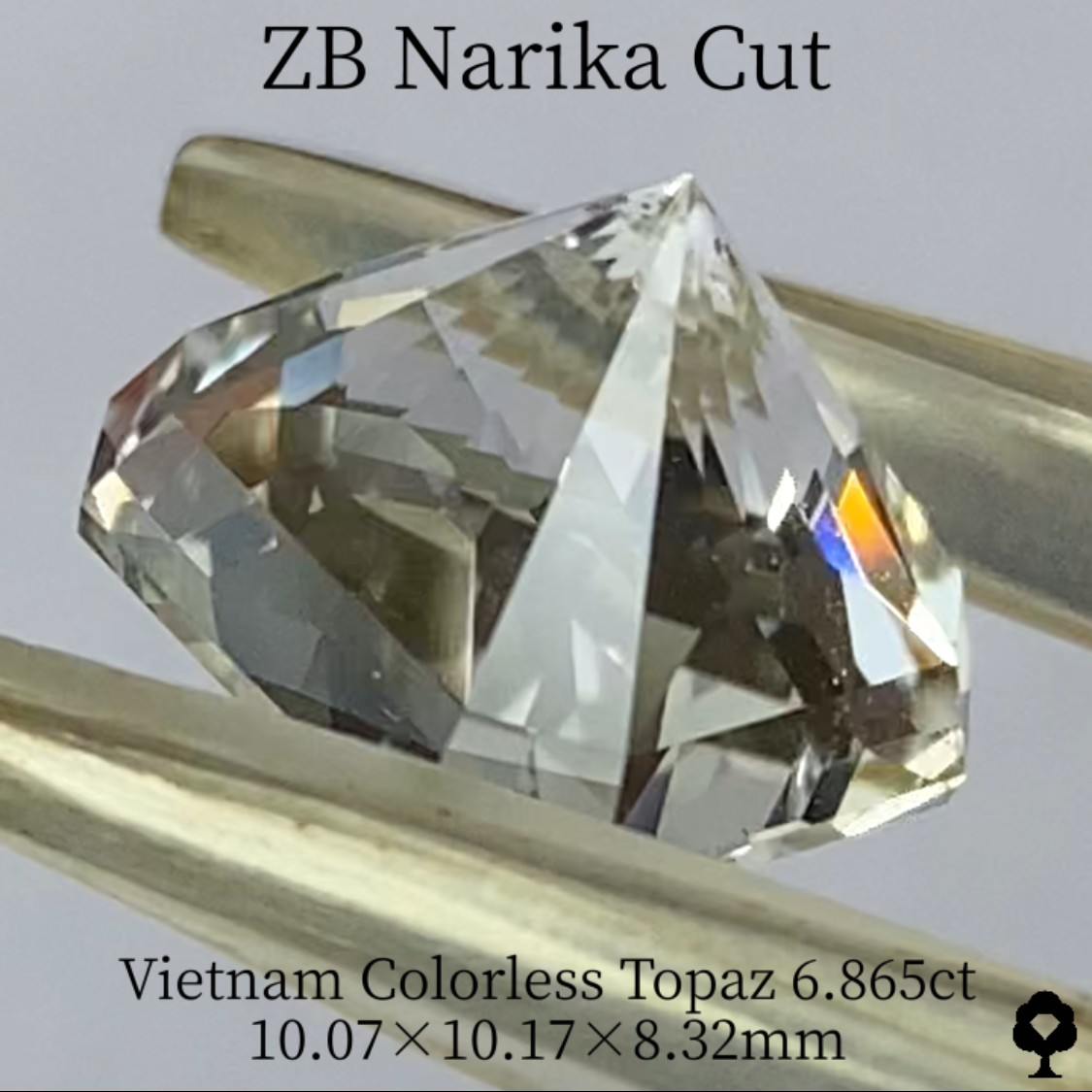 Colorless Topaz 6.865ct / Vietnam