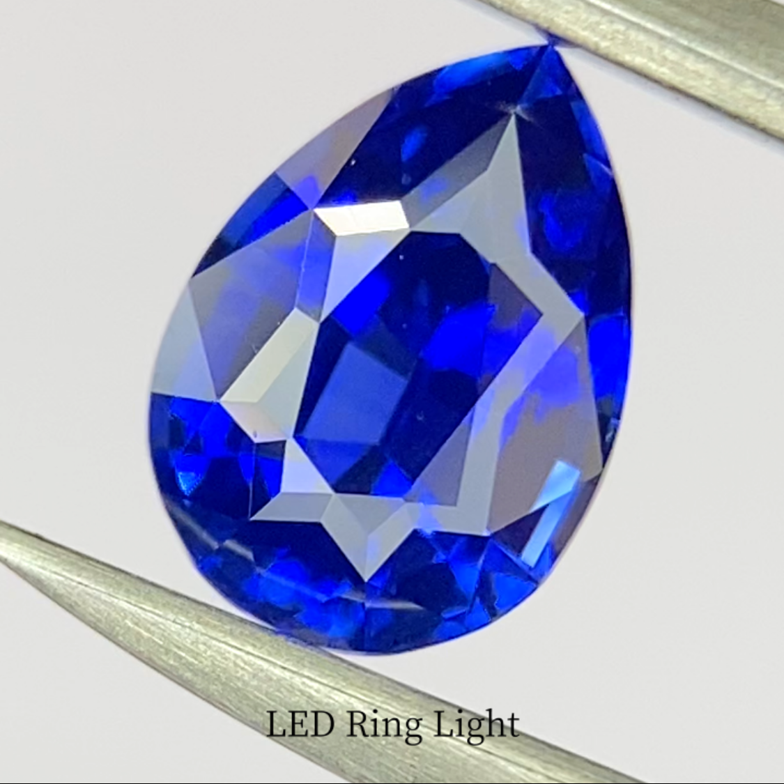 Cornflower Blue Sapphire 0.712ct / Burma