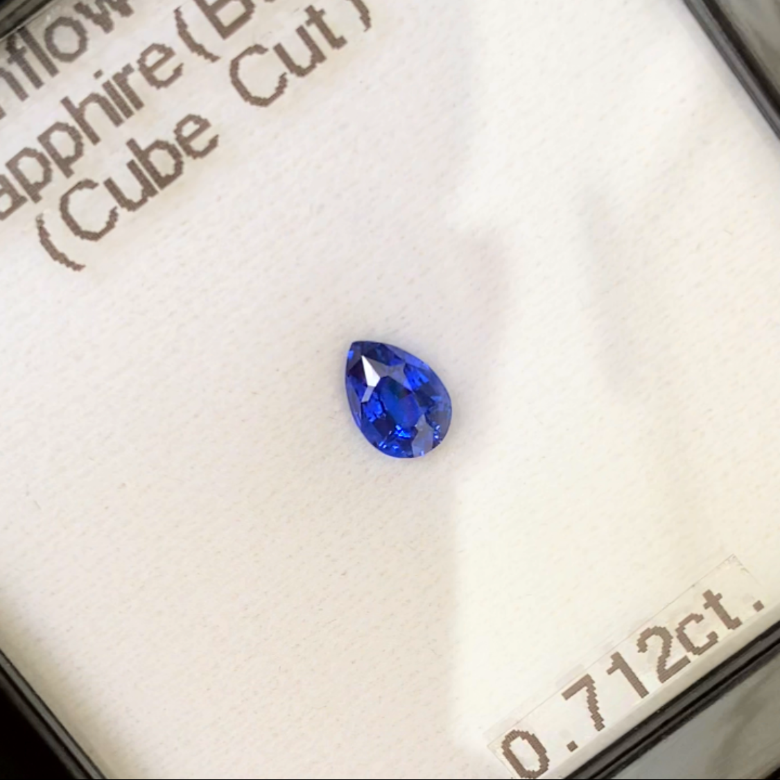 Cornflower Blue Sapphire 0.712ct / Burma