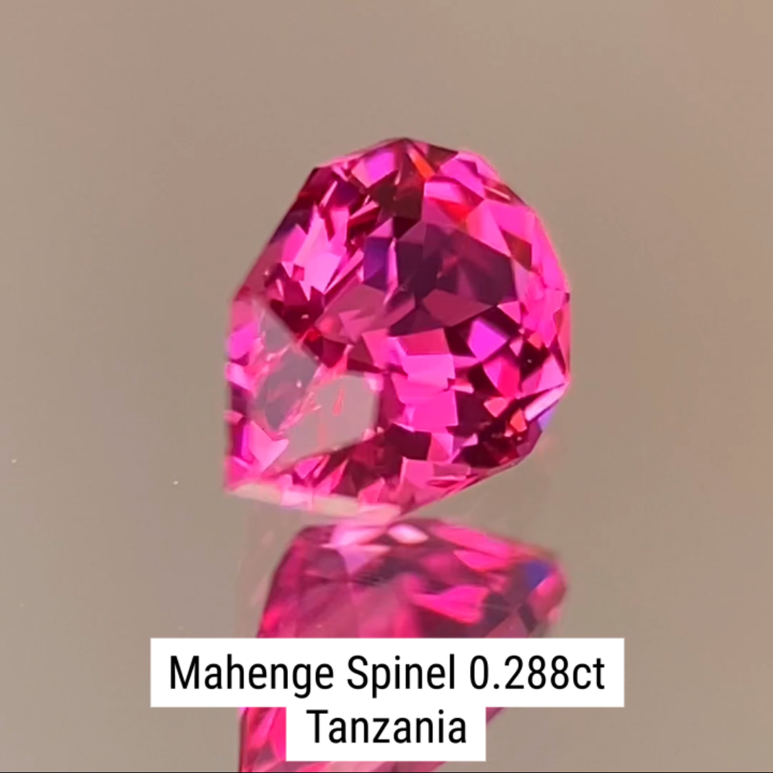 Neon Pink Spinel 0.288ct / Tanzania
