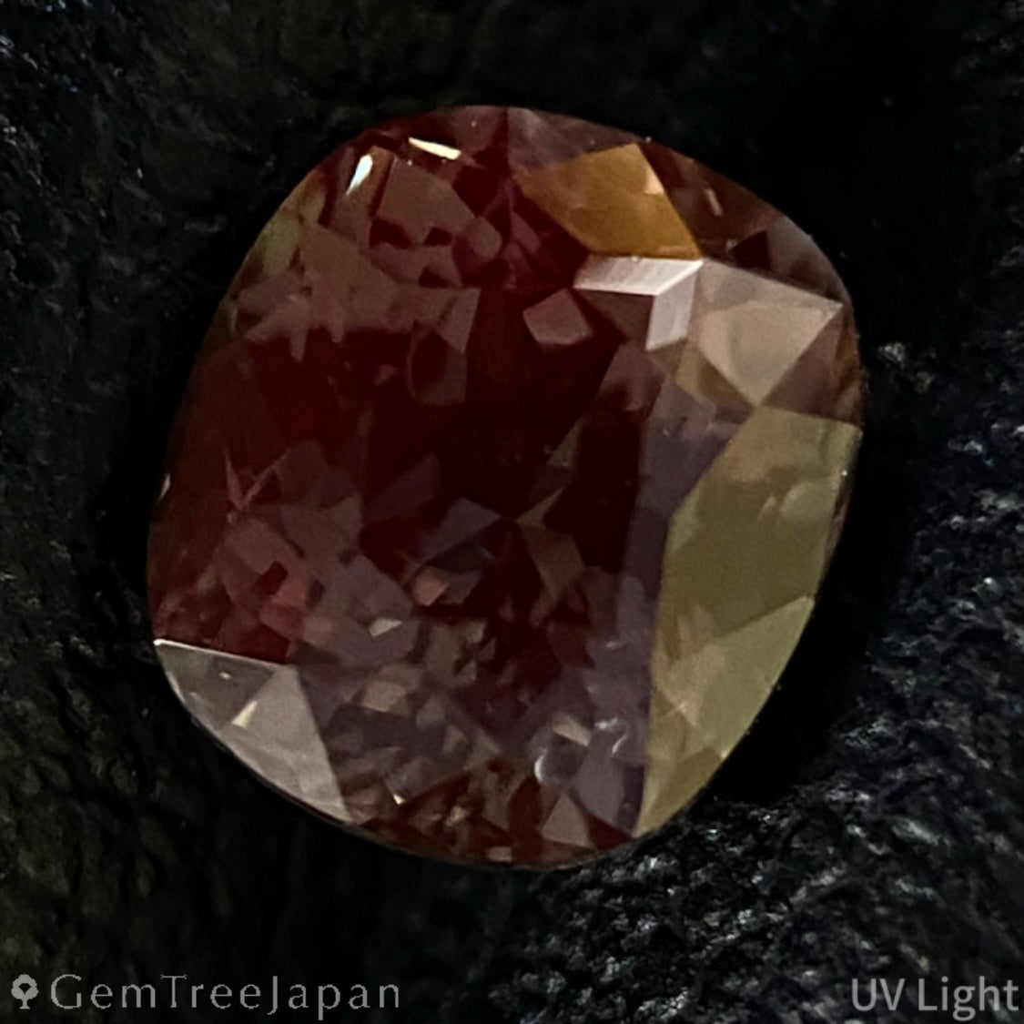 Un-Heat Color Change Sapphire 1.14ct / Tanzania