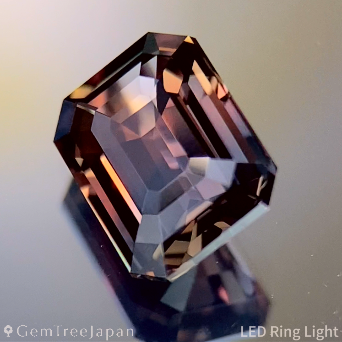 Un-Heat Color Change Sapphire 1.12ct / Tanzania