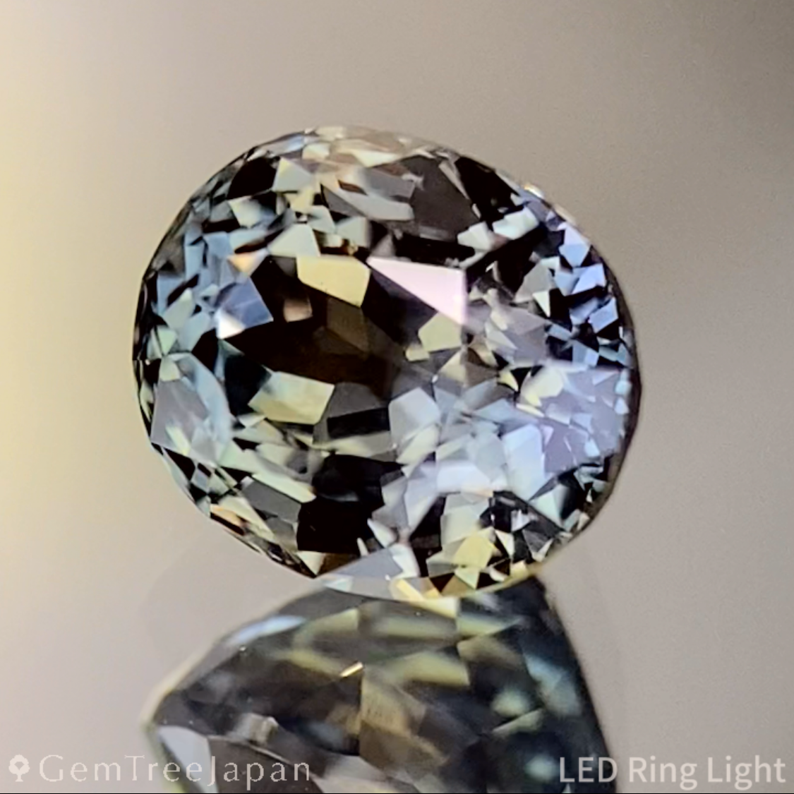 Un-Heat Color Change Sapphire 1.32ct / Tanzania