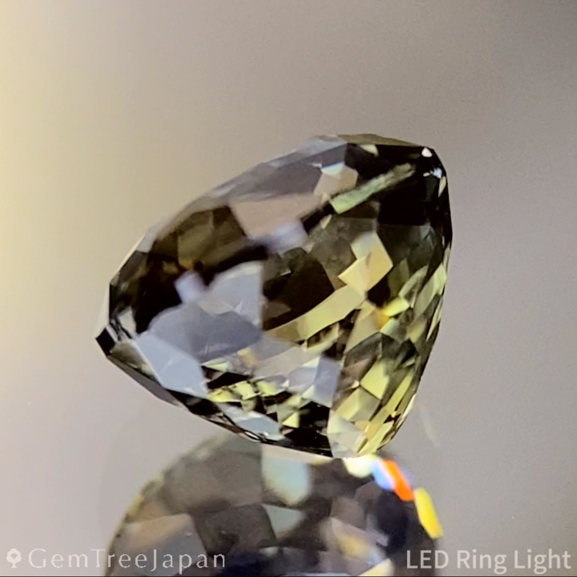Un-Heat Color Change Sapphire 1.32ct / Tanzania