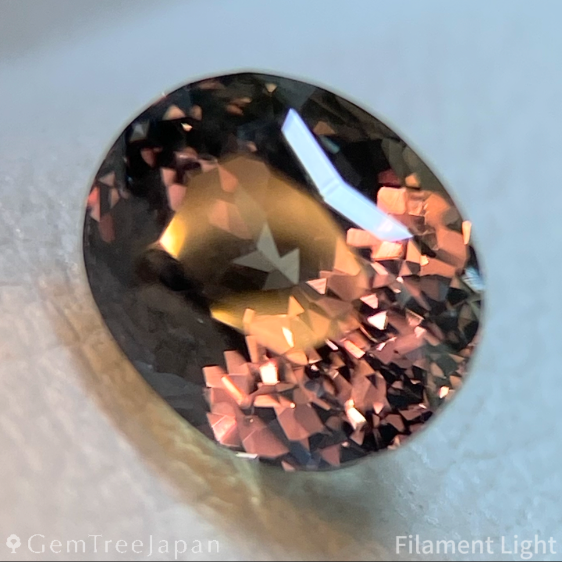 Un-Heat Color Change Sapphire 1.32ct / Tanzania
