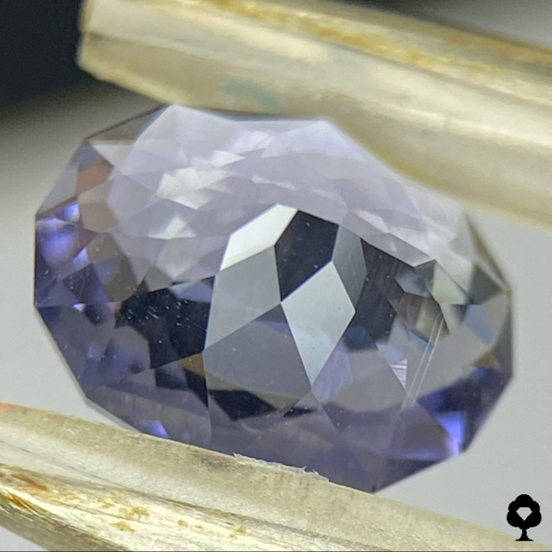 Iolite 1.26ct / New cut