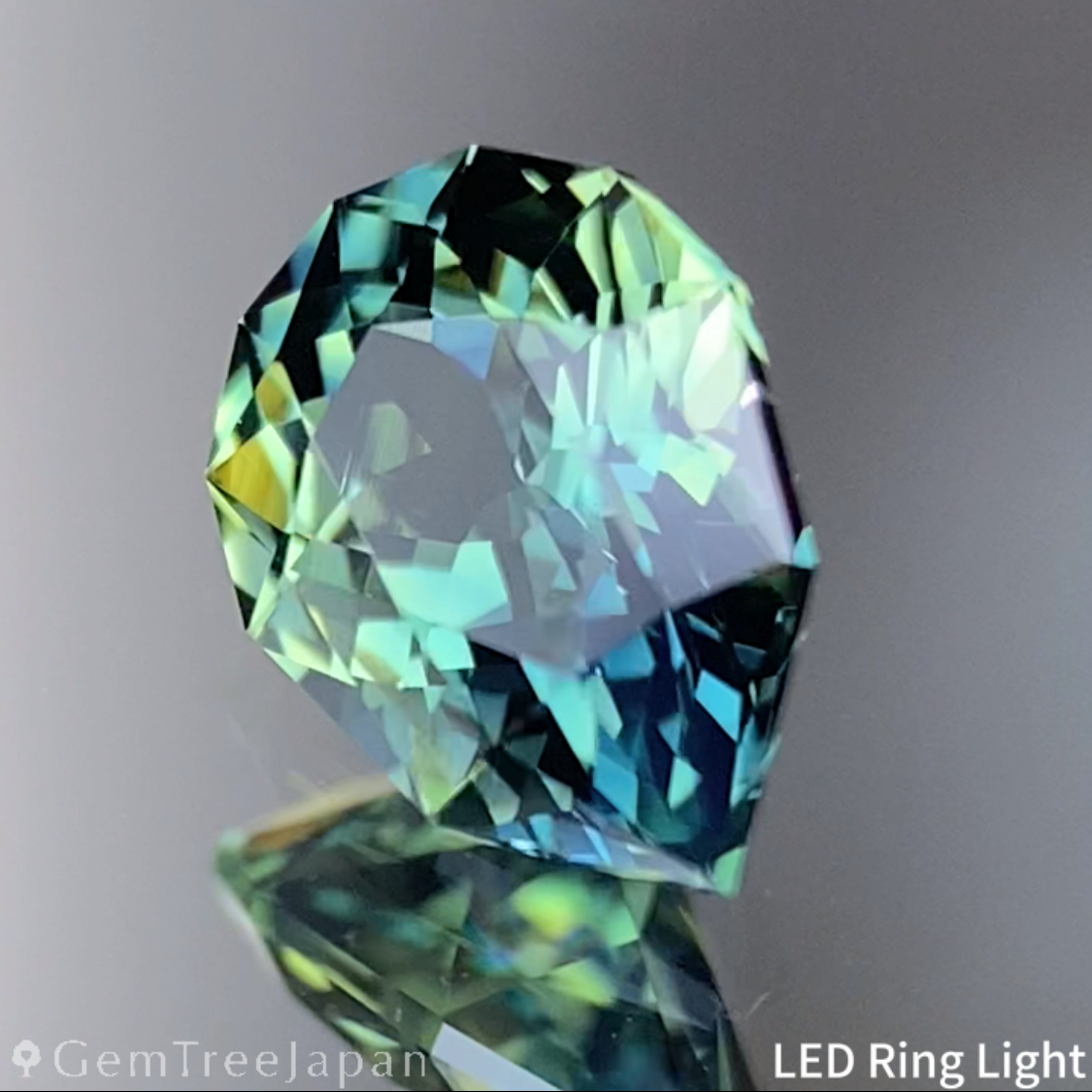 Bluish Green Sapphire 0.60ct / Nigeria