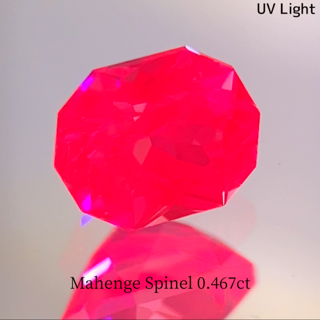 Mahenge Neon Pink Spinel 0.467ct / Tanzania