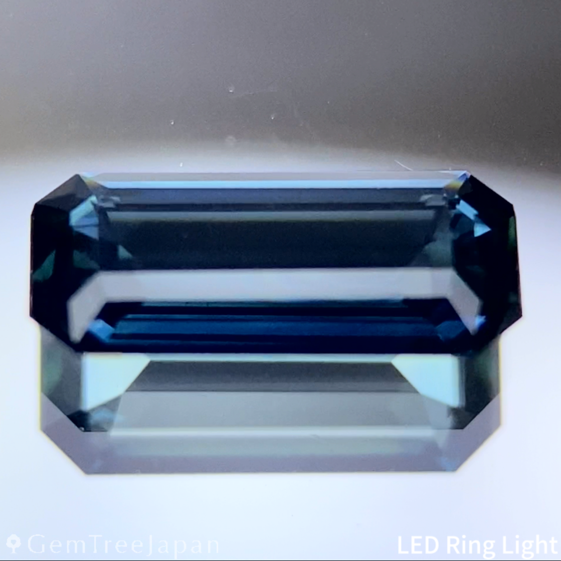Deep Indigo Blue Sapphire 1.04ct / Nigeria